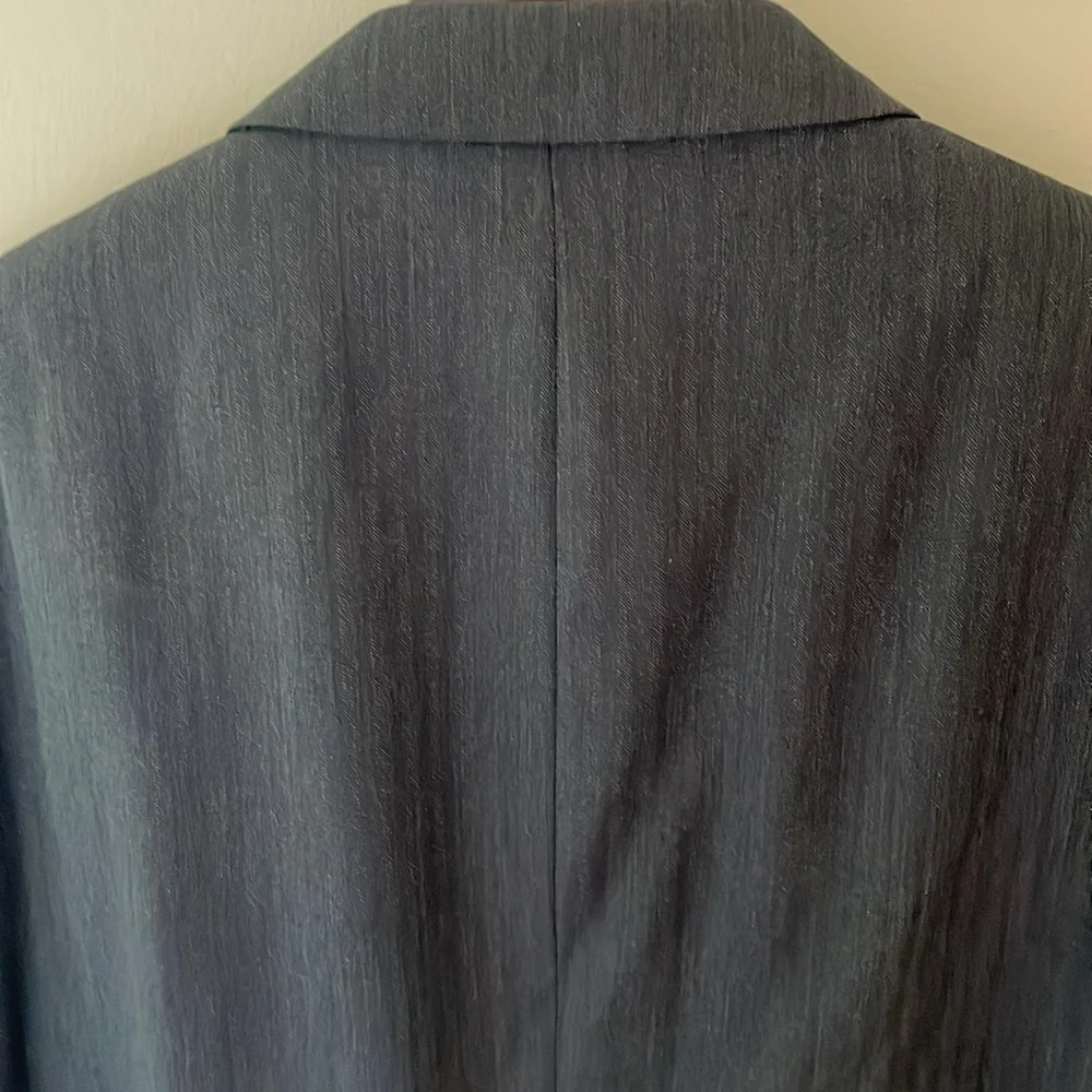 Jos A Bank Wool 2 Button 2 Piece Men's Suit 43L Dark Grey Stripe 38 x 31